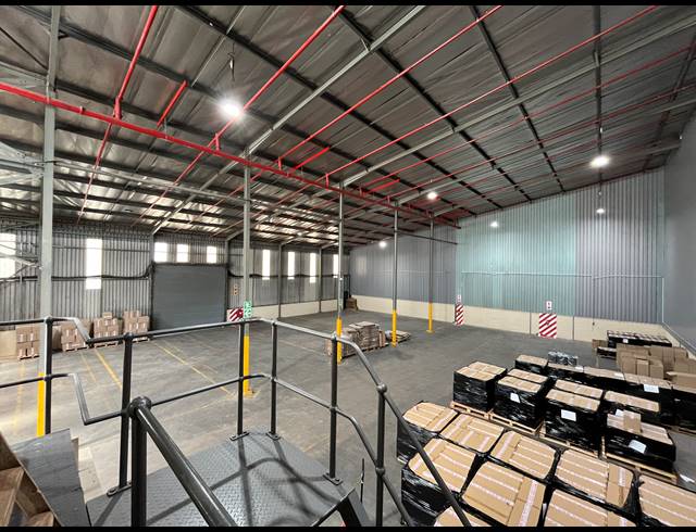 1,000M² WAREHOUSE TO LET IN SHAKAS HEAD
